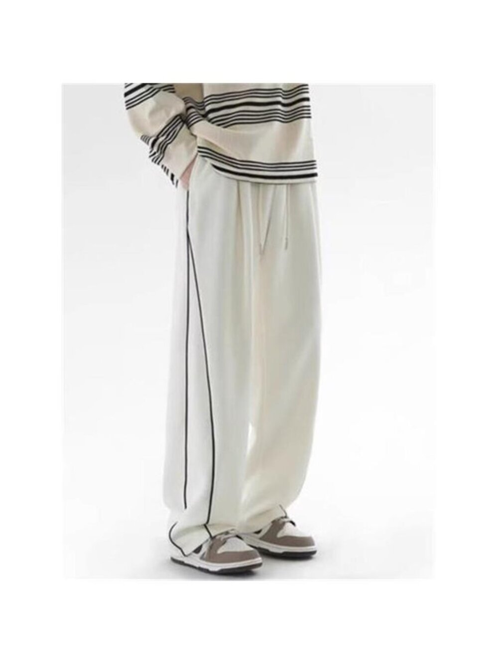 Men's Plus Size Relaxed Fit Side Stripe Pants - Picture 5 of 5